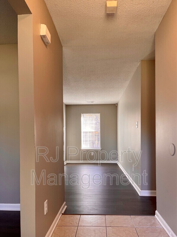 Foto del edificio - 4004 Auburn Rd