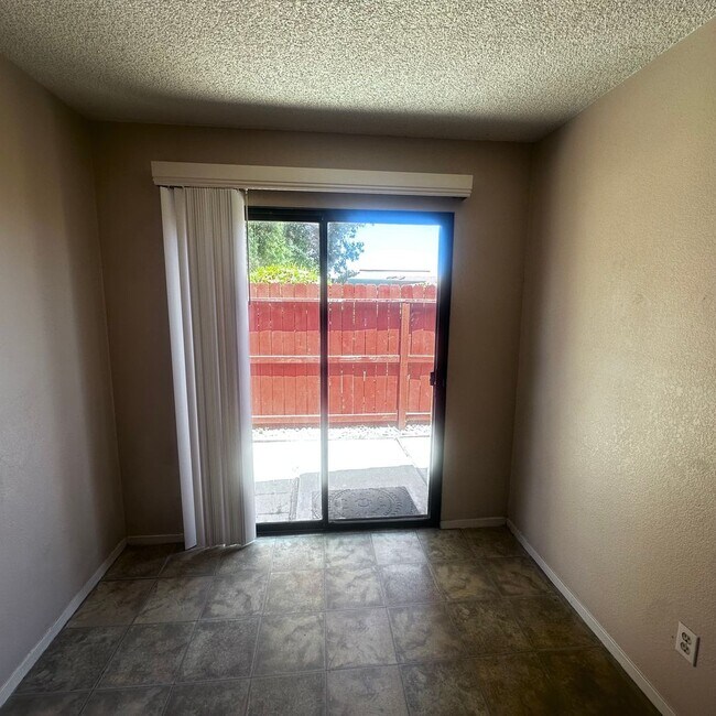 Building Photo - ***JUST REDUCED!!!*** 2-bedroom, 2-bath si...