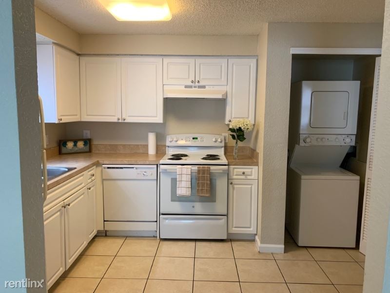 Primary Photo - 5905 S Dale Mabry Hwy