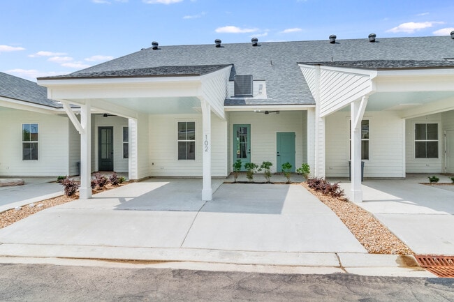 Building Photo - 108 Pilsbury Ln