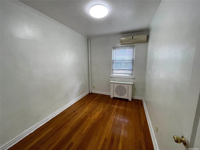 Building Photo - 33-14 143rd St