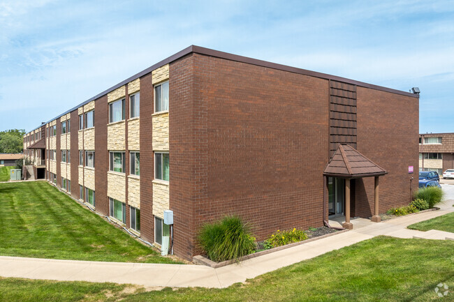 Building Photo - Seville Apts