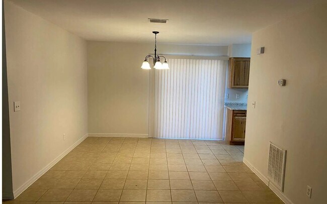 Foto del edificio - 3796 NW Archer St