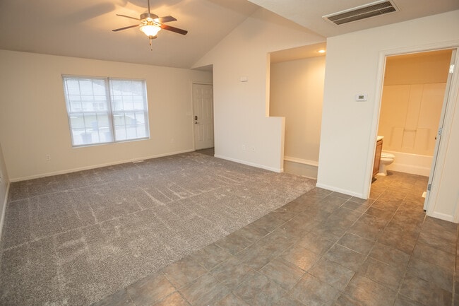 Building Photo - 951 Ashley Dr
