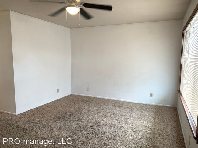 Building Photo - 719 Cambridge Dr