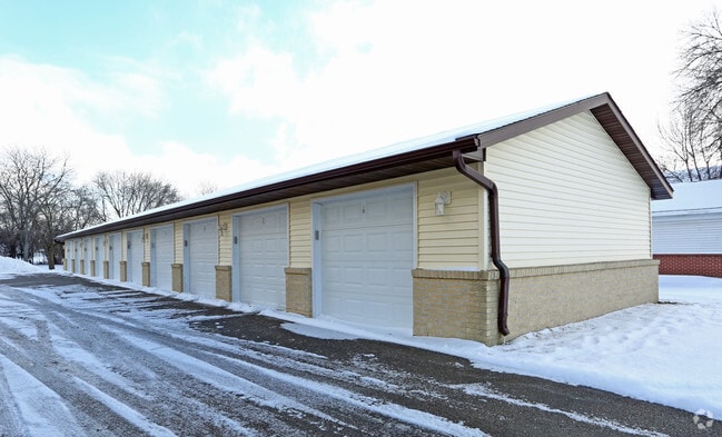 Building Photo - Parkside Apartments, LLC