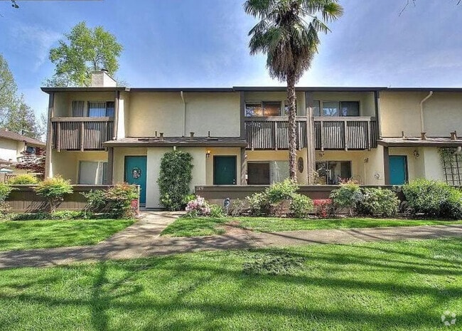 Building Photo - 1879 Pomar Way