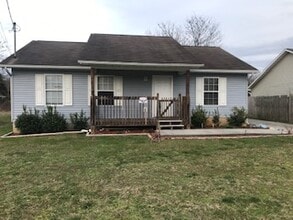 Building Photo - 152 Red Bud Ln