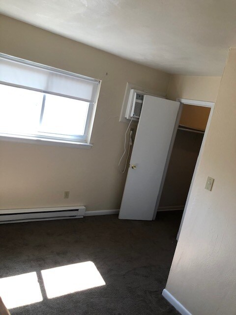 Building Photo - 9563 15th Bay St