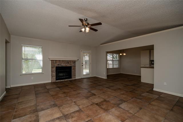 Foto del edificio - 618 Plainview Dr