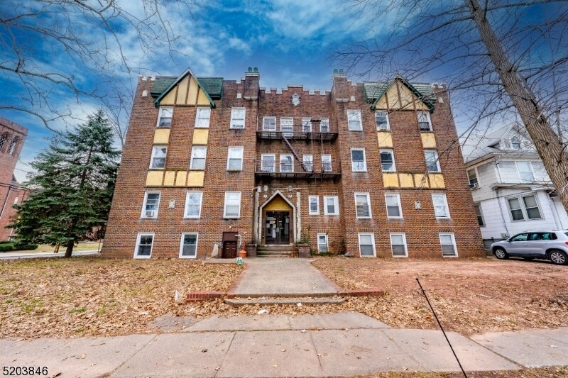 234 Walnut St. Unit 10, Roselle, NJ 07203 Apartment for Rent in