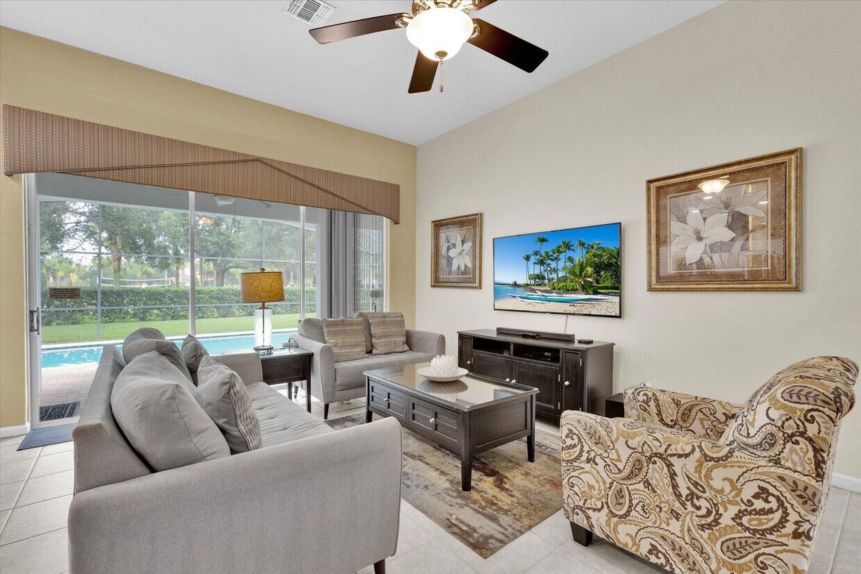 Foto principal - 7713 Comrow St