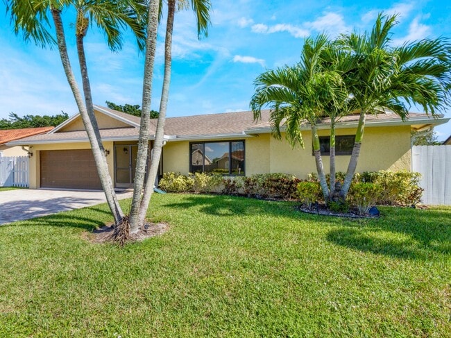 Building Photo - 19508 Hampton Dr