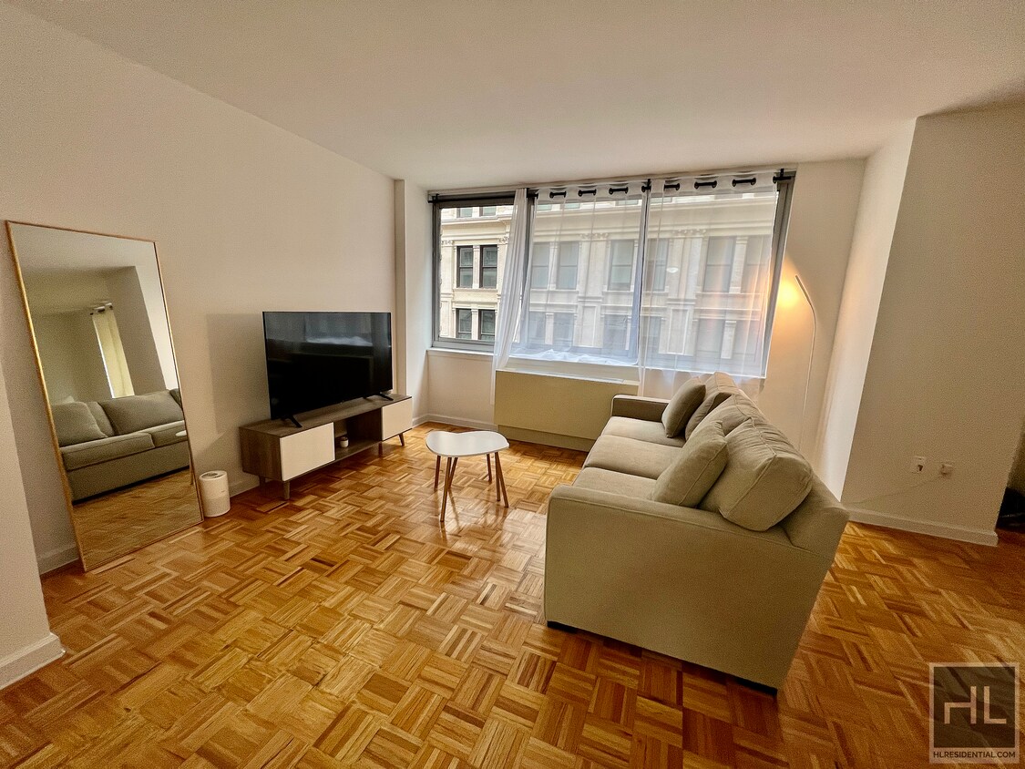 Primary Photo - Large Alcove Studio in Luxury Building in ...