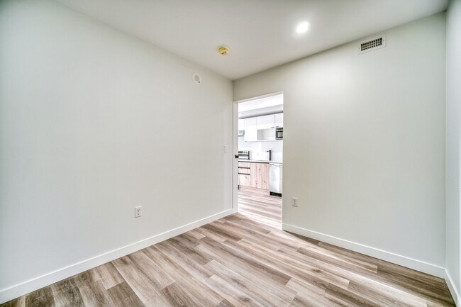 Building Photo - 5415-5415 Cogswell St