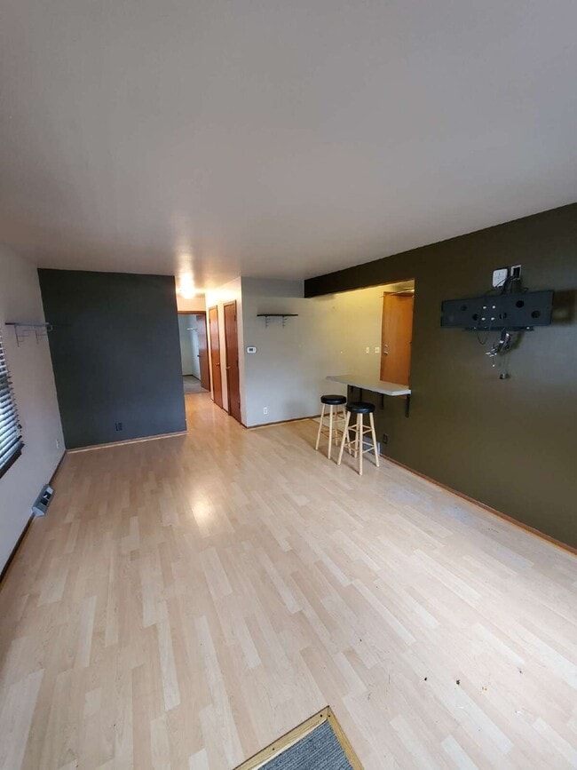 Building Photo - 1112 S 62nd St