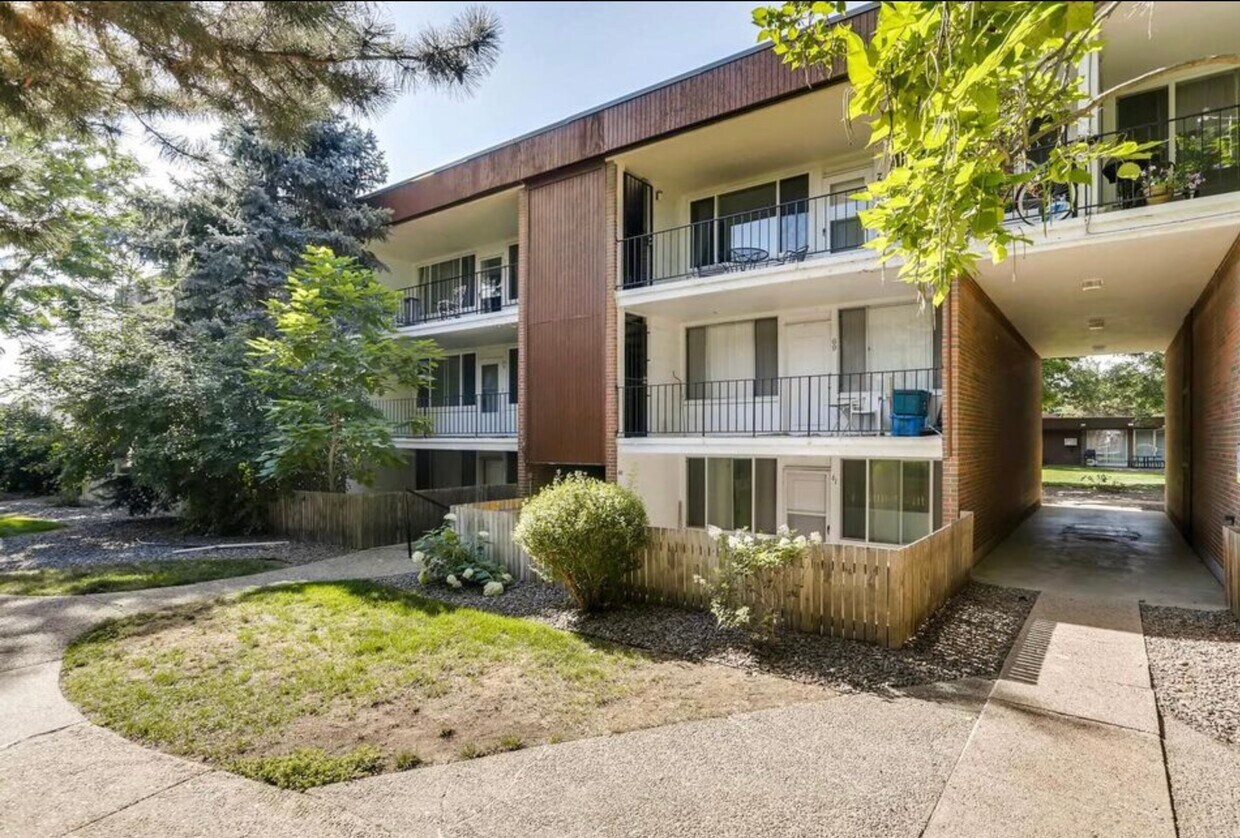 Primary Photo - 10145 W 25th Ave