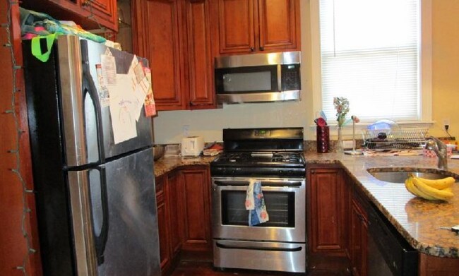 Foto del edificio - 719 Parker St