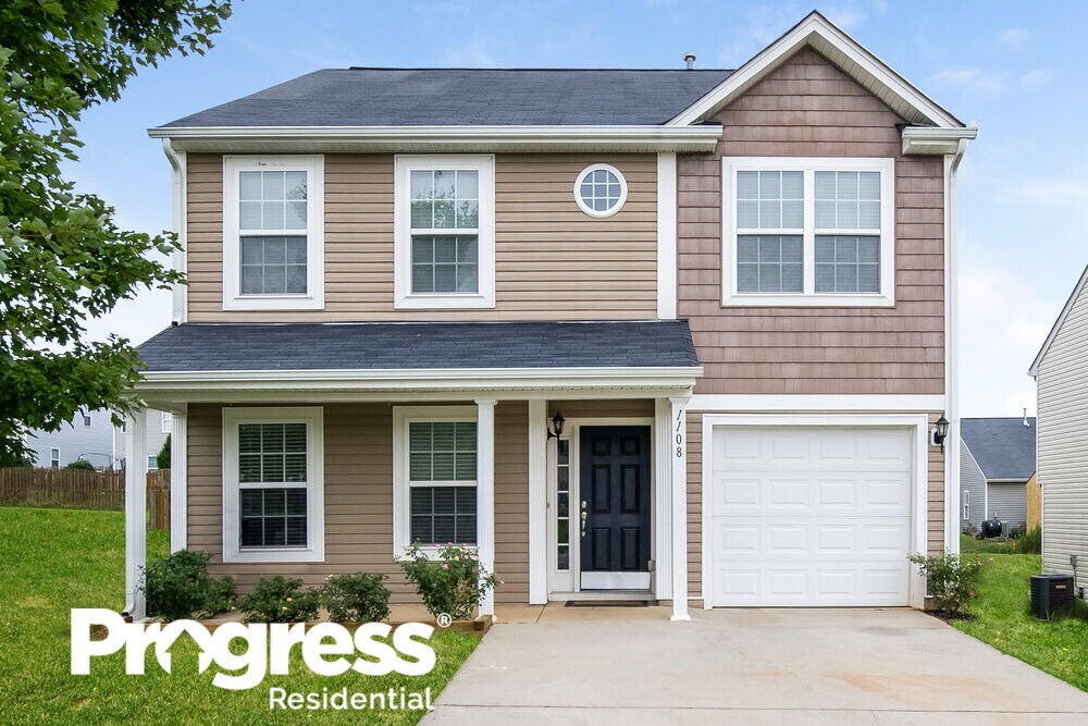 1108 Ametrine Ln, Dallas, NC 28034 House Rental in Dallas, NC