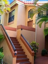 Building Photo - 15515 N Miami Lakeway