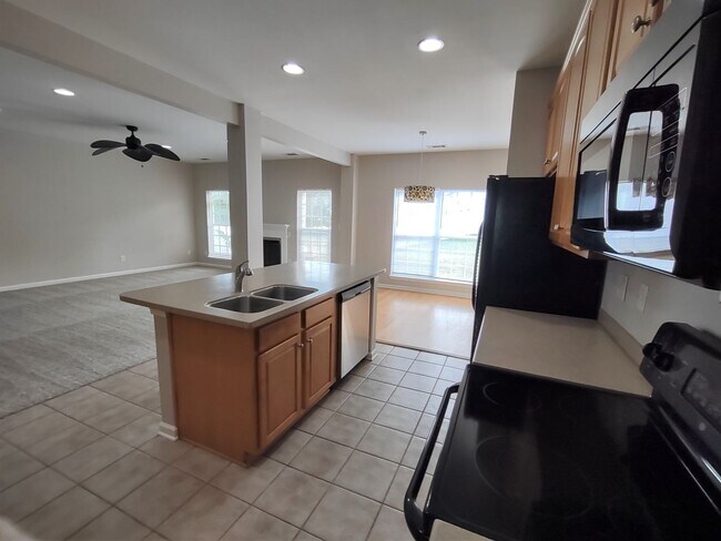 Foto del edificio - Beautiful Home located in the McCoy Crossing Community!