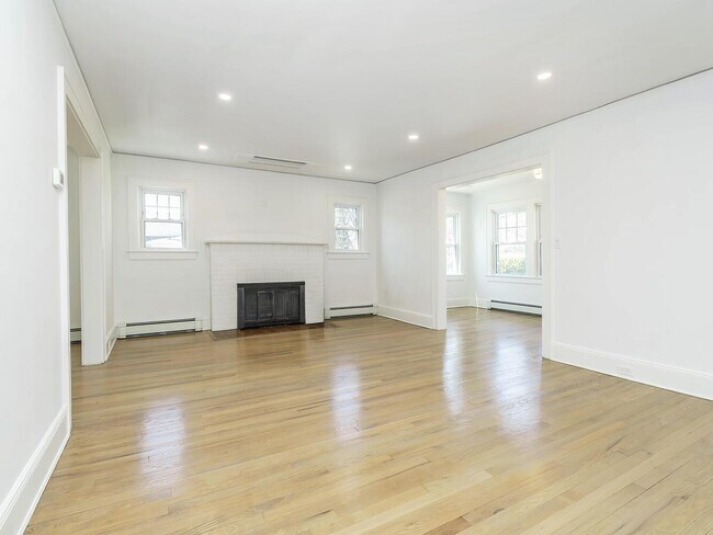 Building Photo - 80 Highland Ave