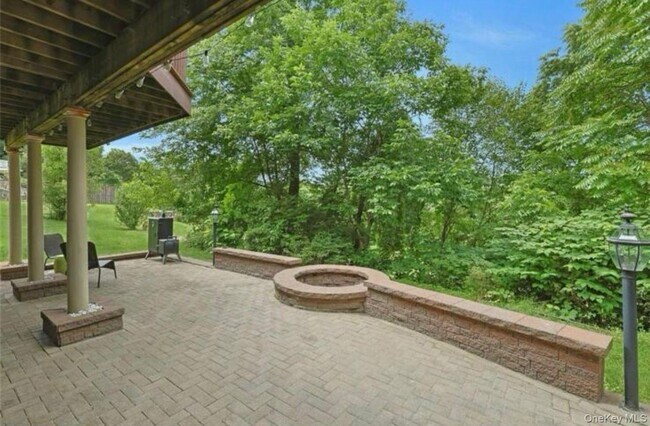 Building Photo - 267 Lafayette Ave