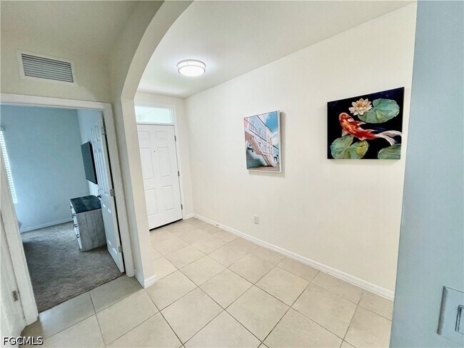 Foto del edificio - 604 SW 26th St