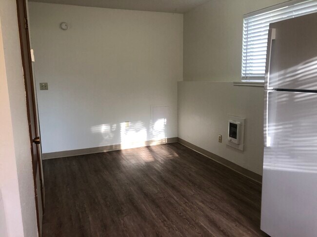 Foto del edificio - 518 SW City View St