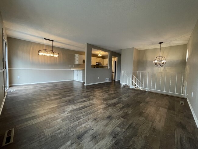 Building Photo - 7026 Pima Ln