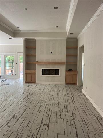 Building Photo - 8416 Delmar St
