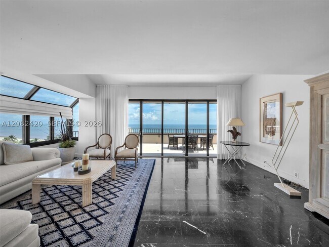 Foto del edificio - 201 Crandon Blvd