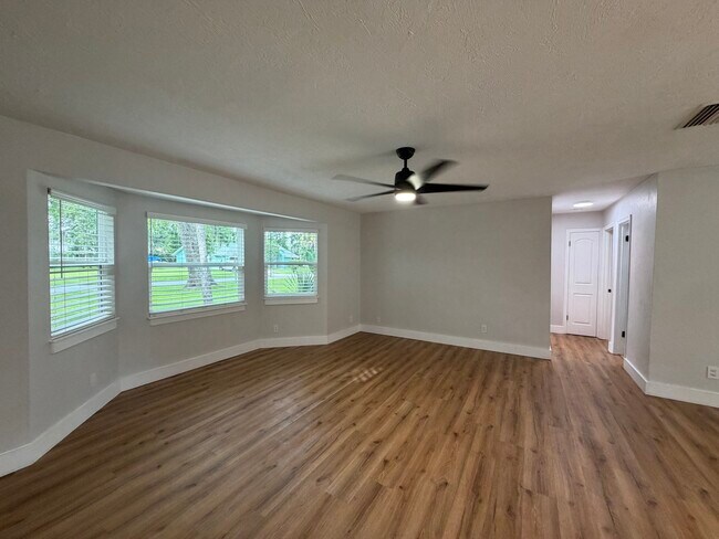 Building Photo - 2286 Swoope Dr
