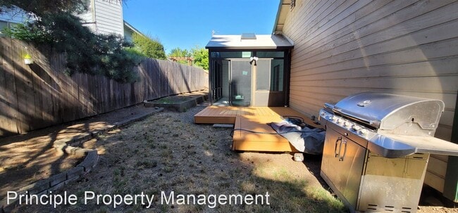 Building Photo - 3 br, 1.5 bath House - 2620 NW Ginseng Place