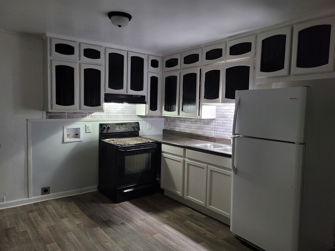 301 Overlook Dr Unit Apt C, Gadsden, AL 35901 Rentals in Gadsden at 301