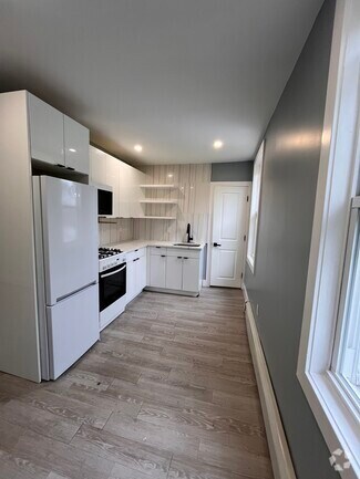 State of the art kitchen - 28 Dales Ave