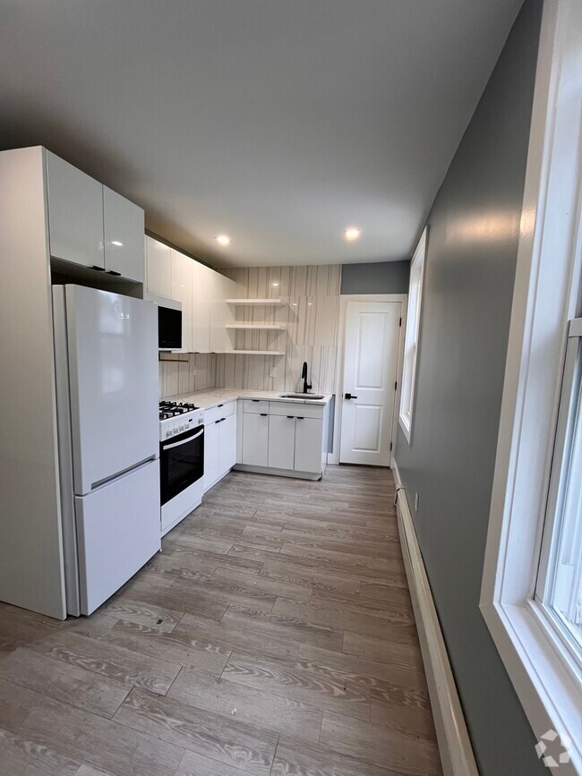 State of the art kitchen - 28 Dales Ave