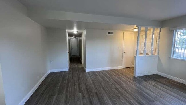 Building Photo - 1281 Saratoga Ave