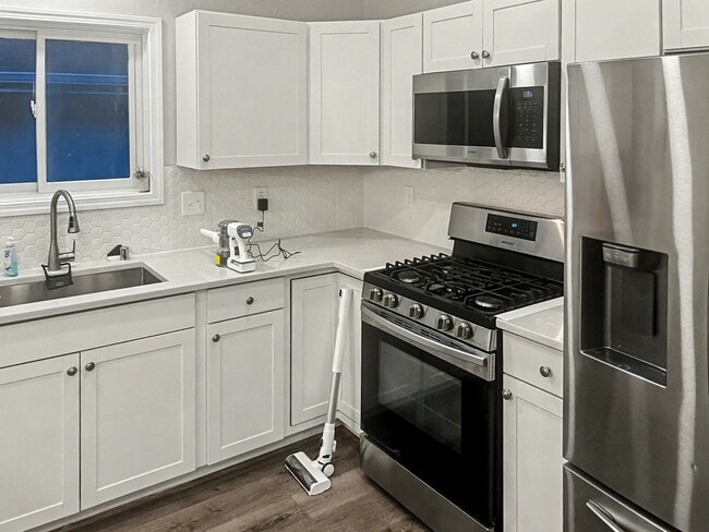 Photo - 131 Sorcerer Ct House