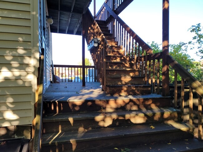 Covered porch - 87 Essex St