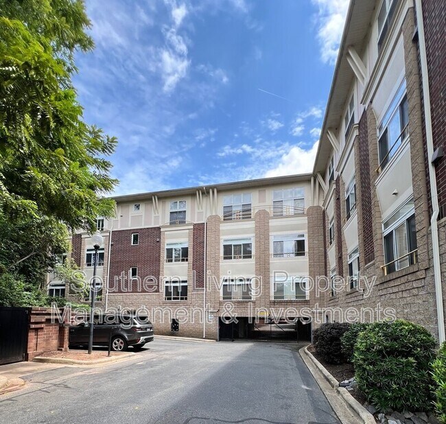 Foto del edificio - 404 N Laurel Ave