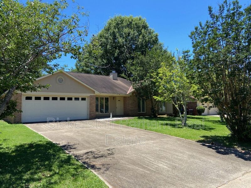 Foto principal - 7405 Cedar Creek Loop