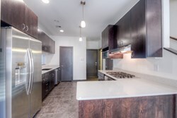 Foto del edificio - 1428 S Quincy Ave