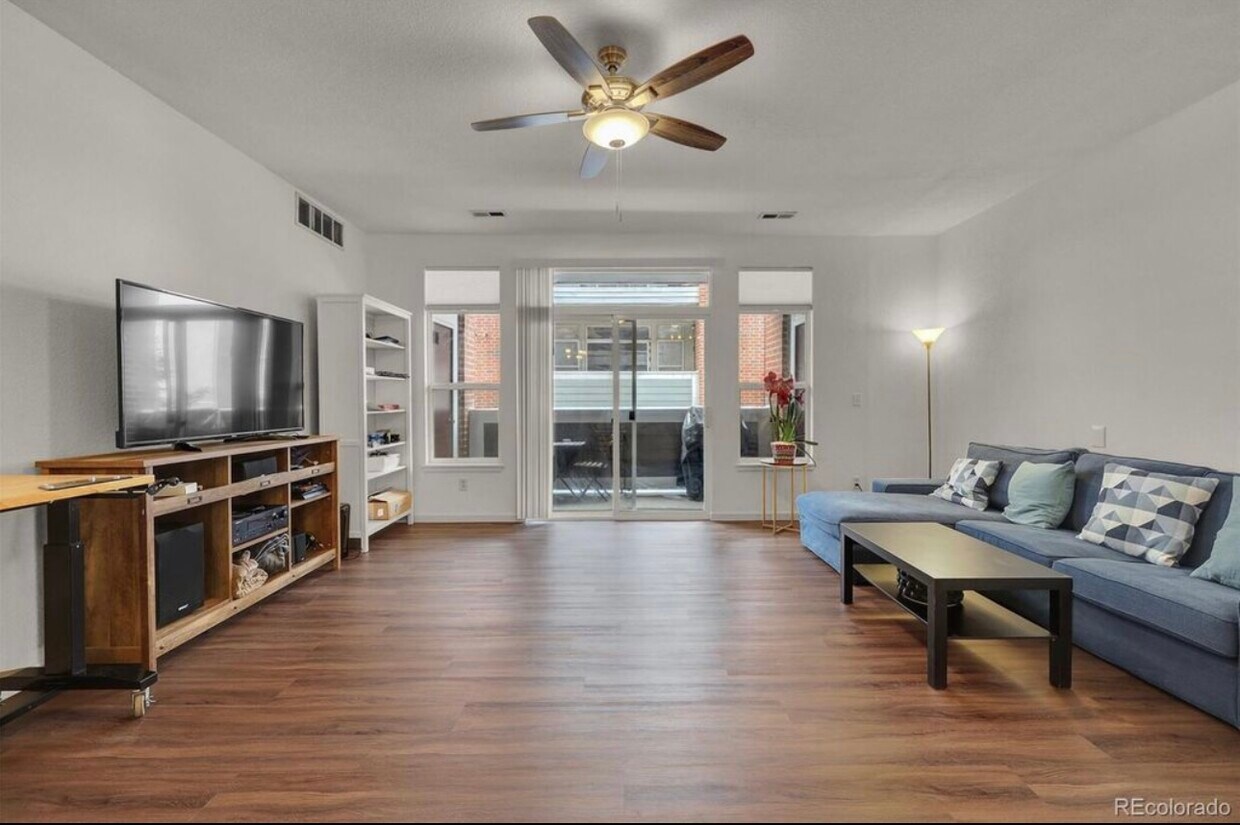 Primary Photo - 14241 E 1st Dr