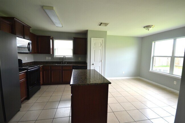 Foto del edificio - 6958 Chessgate Falls Ln
