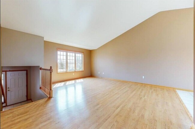 Foto del edificio - 6251 Fairway Dr NW