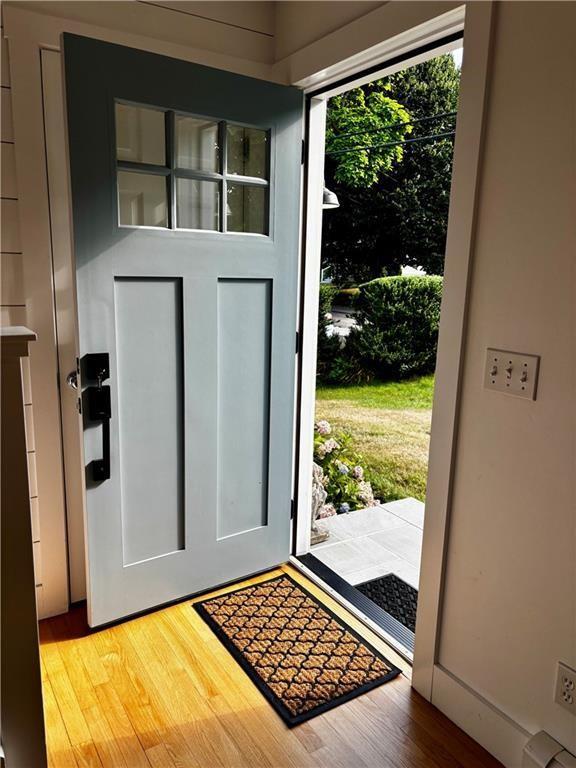 Building Photo - 433 Wolcott Ave