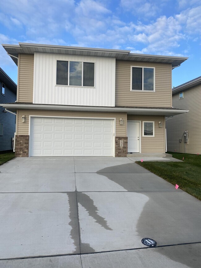 Building Photo - 7429 23rd St S