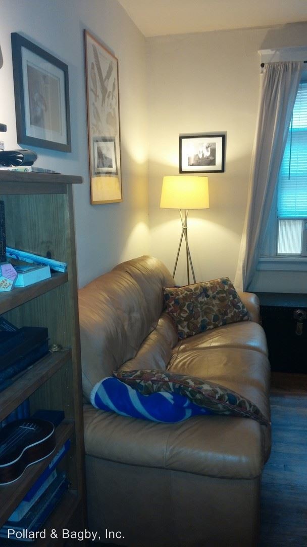 Foto del edificio - 905 N Belmont Ave