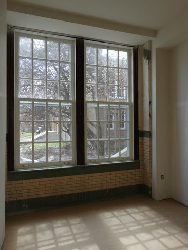 Foto del edificio - Jacob School Apartments 62+ Senior Living